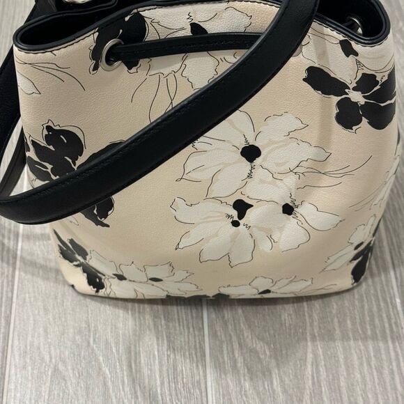 Chaps Black and Cream Floral Shoulder Bag - Picture 4 of 7